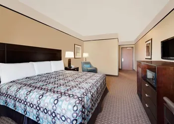 Sonesta Essential Hotels Odessa hotel thumbnail 4