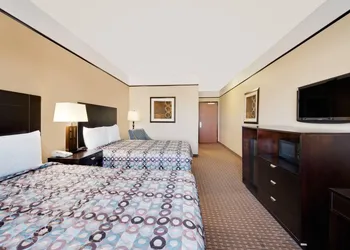 Sonesta Essential Hotels Odessa hotel thumbnail 5