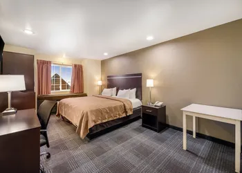 Quality Inn & Suites near NAS Fallon hotel thumbnail 4