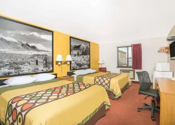 Super 8 by Wyndham Elko hotel thumbnail 7