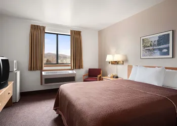 Travelodge by Wyndham Elko NV hotel thumbnail 4