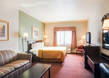 Quality Inn & Suites, Near University hotel thumbnail 6