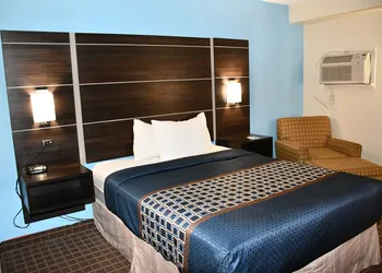 Stillwater Inn & Suites hotel thumbnail 8