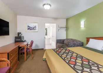 Knights Inn Franklin Ave Waco hotel thumbnail 7
