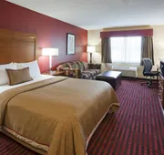Quality Inn & Suites Stillwater hotel detail image 4