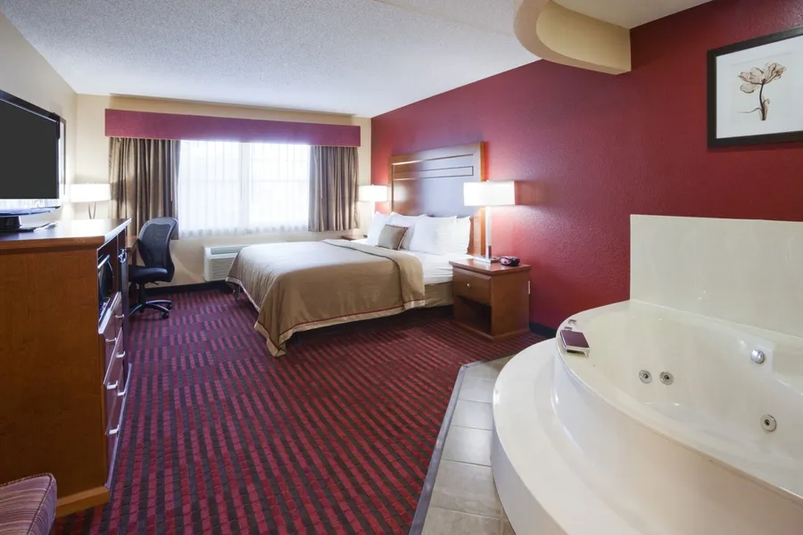 Quality Inn & Suites Stillwater hotel detail image 6