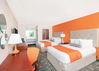 Howard Johnson by Wyndham Aiken hotel thumbnail 5
