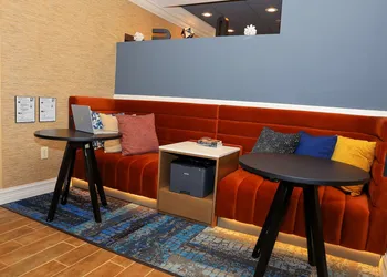 Hampton Inn Atlanta-Canton hotel thumbnail 2