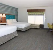 Hampton Inn Atlanta-Canton hotel detail image 7