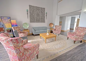 All Season Suites hotel thumbnail 6