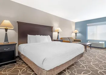 Best Western Plus Eau Claire Conference Center hotel thumbnail 4