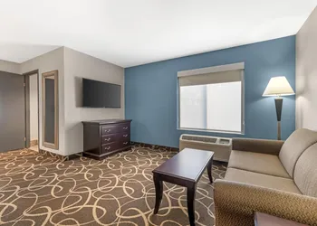 Best Western Plus Eau Claire Conference Center hotel thumbnail 5