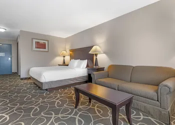 Best Western Plus Eau Claire Conference Center hotel thumbnail 7
