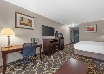 Best Western Plus Eau Claire Conference Center hotel thumbnail 8