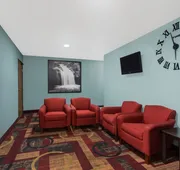 Super 8 by Wyndham Eau Claire I-94 hotel detail image 3