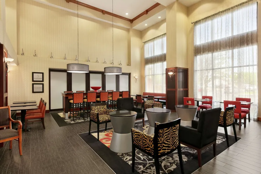 Hampton Inn & Suites Lawton hotel detail image 2