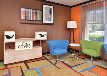 Fairfield Inn & Suites by Marriott Kingsland hotel thumbnail 3