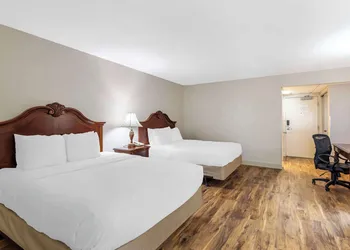 Best Western Plus Steeplegate Inn hotel thumbnail 6