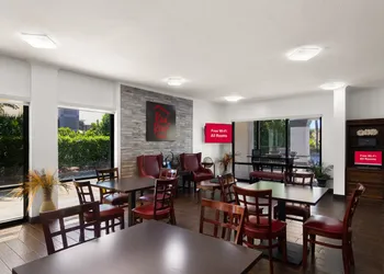 Red Roof Inn Kingsland hotel thumbnail 5