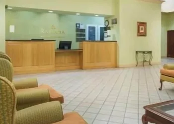 Ramada by Wyndham Wytheville hotel thumbnail 4