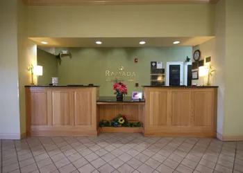 Ramada by Wyndham Wytheville hotel thumbnail 5