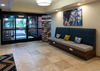 Hampton Inn Wytheville hotel thumbnail 3