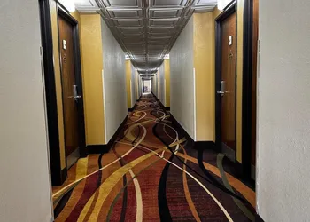 Deluxe Inn Wytheville hotel thumbnail 8