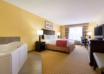 Country Inn & Suites by Radisson, Wytheville, VA hotel thumbnail 8