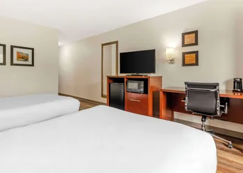 Comfort Inn Wytheville - Fort Chiswell hotel thumbnail 8
