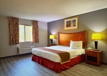 Laketree Inn And Suites Marion hotel thumbnail 5