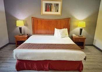 Laketree Inn And Suites Marion hotel thumbnail 8