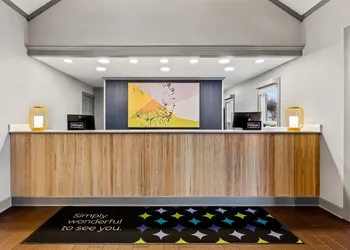 Spark by Hilton Wytheville Holston Rd I 81 hotel thumbnail 4