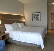 Holiday Inn Express Rochelle by IHG hotel detail image 4