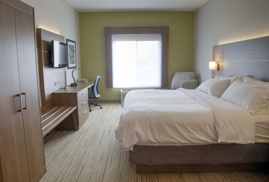 Holiday Inn Express Rochelle by IHG hotel detail image 6