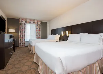 Holiday Inn Express Hotel & Suites Hobbs by IHG hotel thumbnail 2
