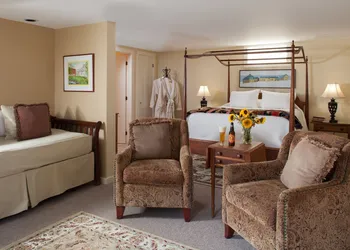 The Inn at Round Barn Farm hotel thumbnail 5