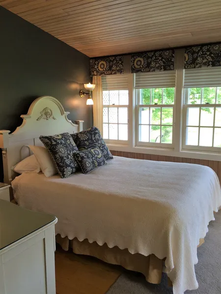 The Inn at Round Barn Farm hotel detail image 6