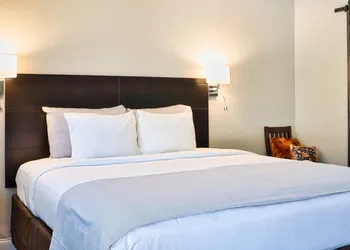 Align Inn Vermont hotel thumbnail 4
