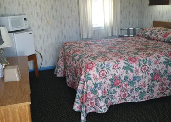 Sunset Inn hotel thumbnail 4
