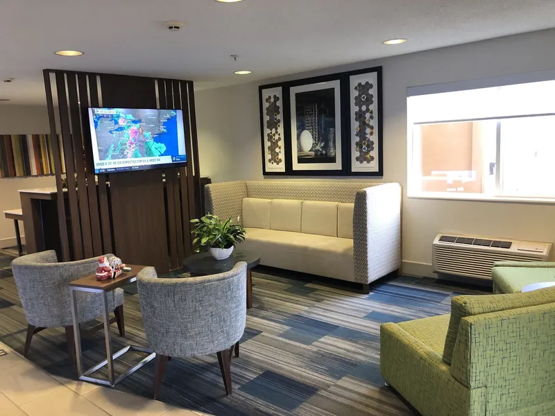 Holiday Inn Express Mt Vernon by IHG hotel detail image 6
