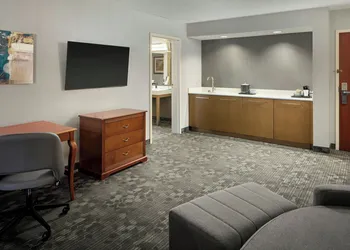 Courtyard by Marriott Newark Granville hotel thumbnail 7