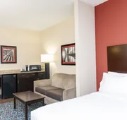 Holiday Inn Express Hotel & Suites New Philadelphia by IHG hotel detail image 4