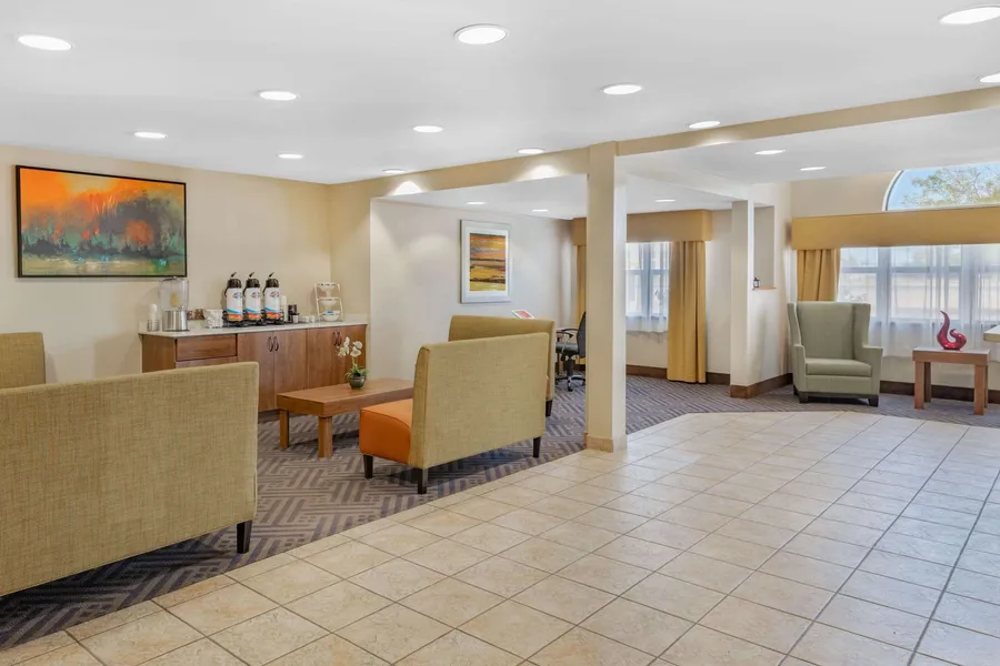Baymont Inn by Wyndham Farmington hotel detail image 2