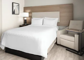 Candlewood Suites Chambersburg by IHG hotel thumbnail 4