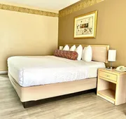 Brentwood Inn & Garden hotel detail image 7