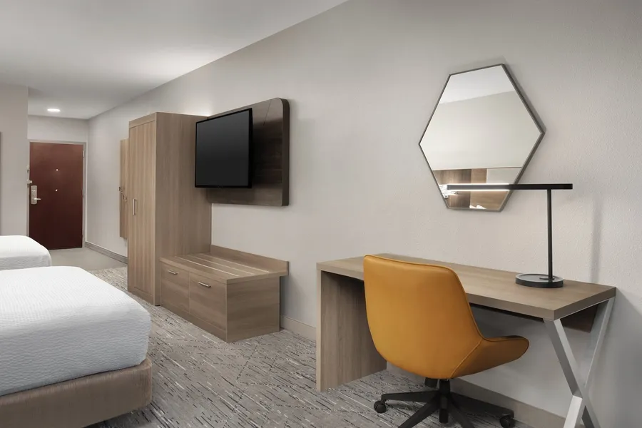 Holiday Inn Express Hotel & Suites Chambersburg by IHG hotel detail image 6