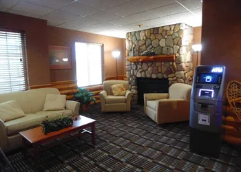 American Inn and Suites Houghton Lake hotel thumbnail 4