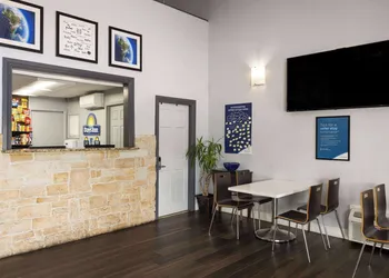 Days Inn by Wyndham Aberdeen hotel thumbnail 2