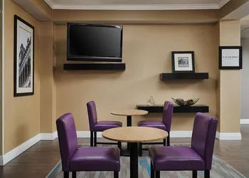 Hampton Inn Covington hotel thumbnail 3