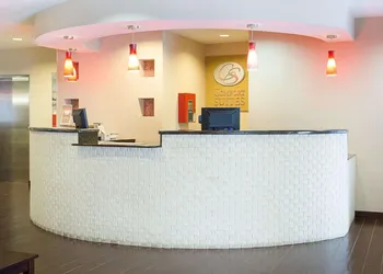 Comfort Suites Mandeville - Covington hotel thumbnail 5